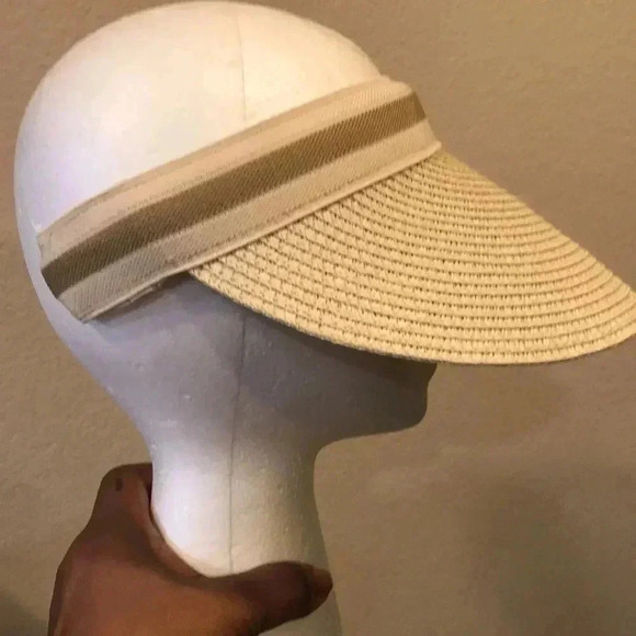 Catherine Malandrino Cream/Tan Sun Visor 100% Paper with Monogram Signature-OS - Picture 2 of 12